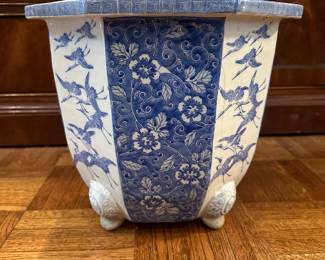 F93 - $55 Blue & White Planter. 
