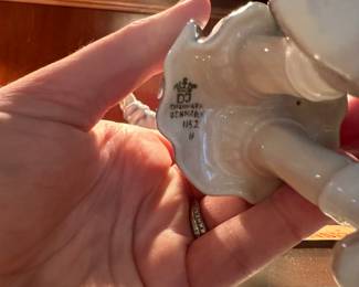 F97 - $125 - Dahl Jensen "Girl with Teddy Bear". Excellent Condition. 