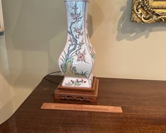 F35 - $50 - Porcelain Table Lamp. Measures 30" tall with the shade. 