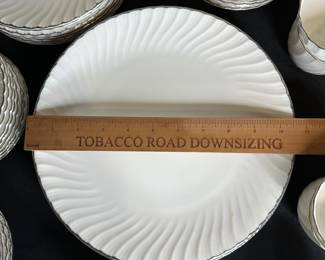 F26 - $150. 52 pcs. 1963 Royal Worcester "Engagement" Fine Bone China. Service for 6 with a few extras. 