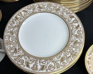 F23 - $550. Wedgwood Bone China "Gold Florentine" W4219. 60 pieces (12 - 5pc place settings)