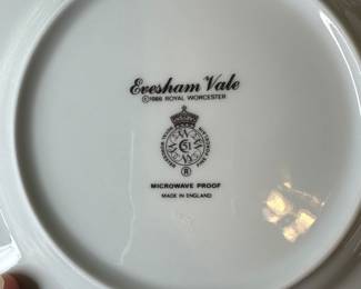 CP5 - $200. Evesham Vale.  8 - 10" dinner plates. 11 - 8.5" salad plates. 3 bowls. 