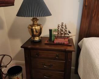 Matching Pair of Nightstands to King Bed