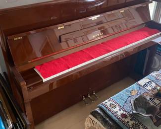 Kawai stand up piano