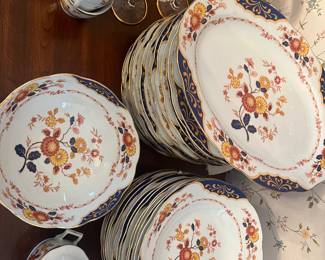 Lovely set for a large dinner party 