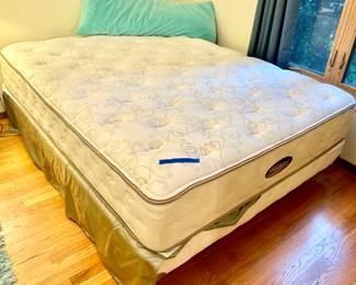 Full size Beauty-rest world class ultimate Support mattress set & frame $95