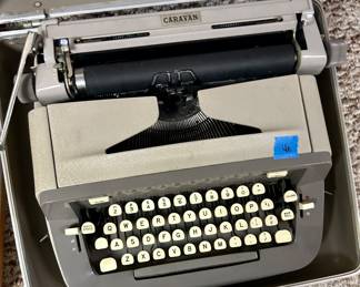 Royal Caravan Typewriter w/ Case $40