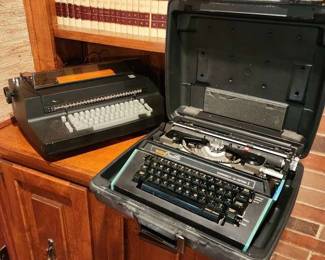 "Westlake: Inverness Envy" in Martinez, GA. Starts Closing on Thu 4/18 8pm. Pickup is Sat 4/20 11-3p. Please click here to view more photos, descriptions, and current bids: https://ctbids.com/estate-sale/27681