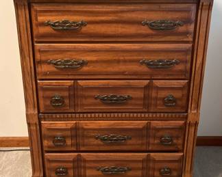 "Westlake: Inverness Envy" in Martinez, GA. Starts Closing on Thu 4/18 8pm. Pickup is Sat 4/20 11-3p. Please click here to view more photos, descriptions, and current bids: https://ctbids.com/estate-sale/27681