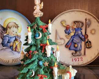 Goebel Christmas scene 