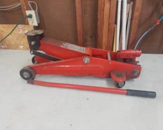 Jack - Needs oil, doesn't lift as high as it should