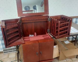 jewelry armoire