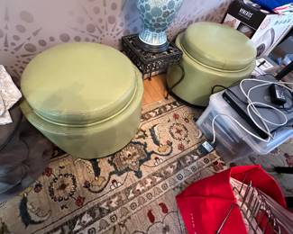 Ottomans Olive Leather