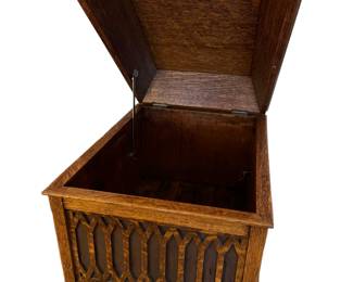EMPTY oak victrola box