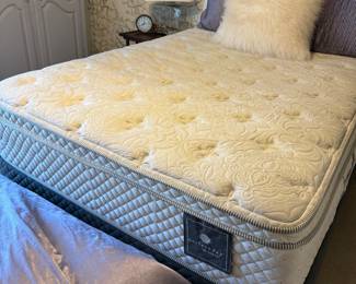 Queen mattress 
