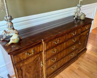 Thomasville  - beautiful side board