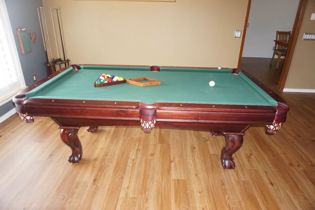 Pool table