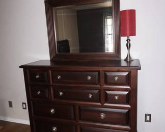 dresser with mirror