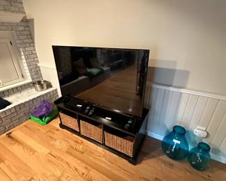 LG TV & Stand