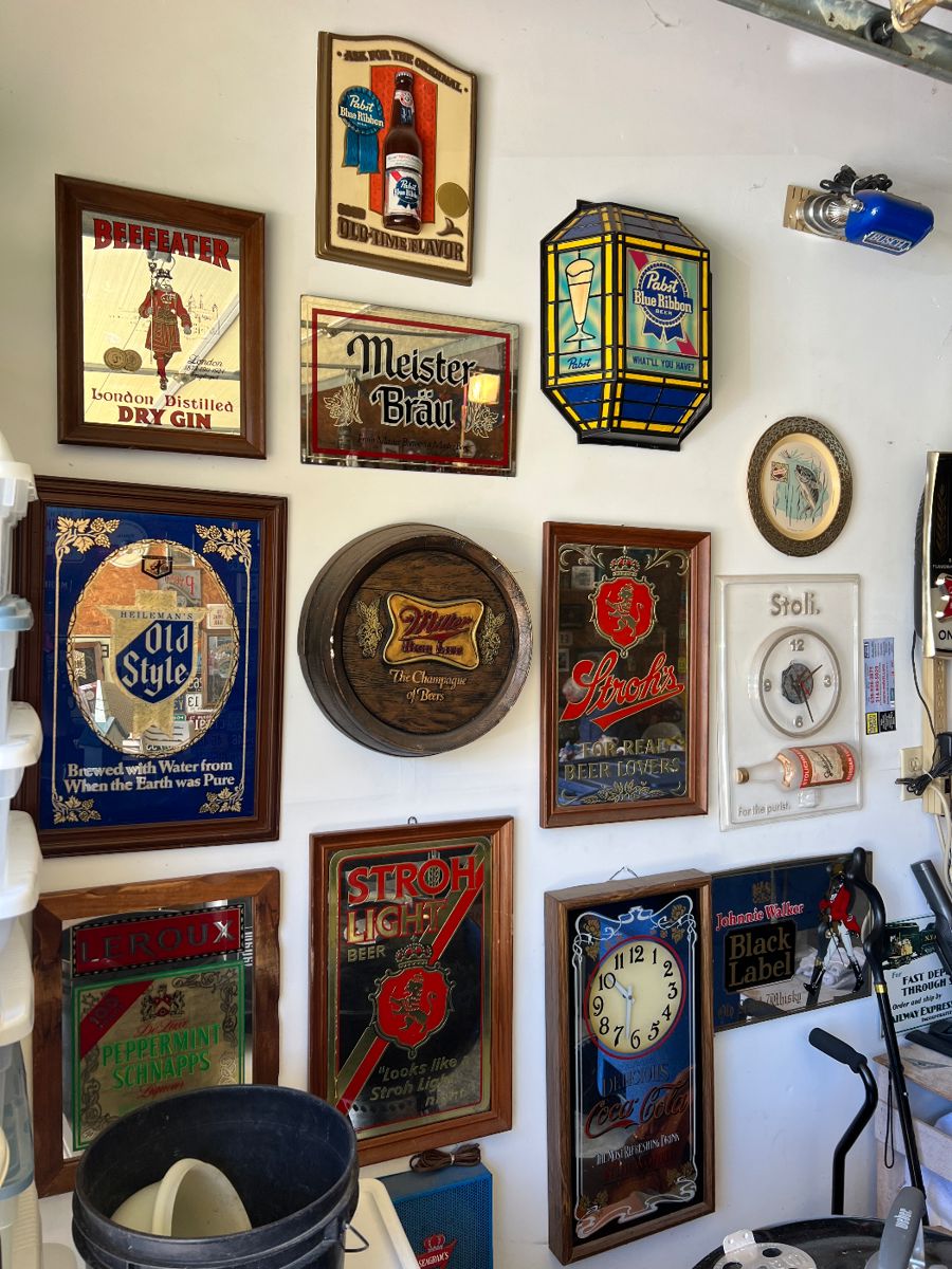 Vans Estate Sales St.Peters in Saint Peters, MO starts on 6/7/2024