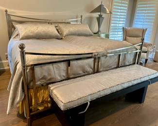 King size chrome bed & luxurious linens