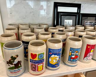…..more & more German Oktoberfest steins!