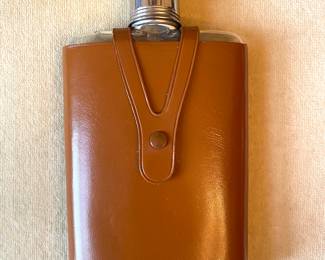 Glass flask in leather case/Germany