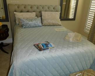 King/Queen Upholstered Headboard