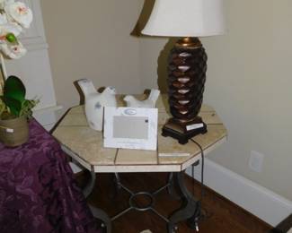 Iron End Table With Decorator Lamp
