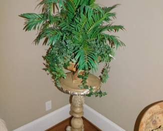 Decorator  Pedestal & Silk Plant