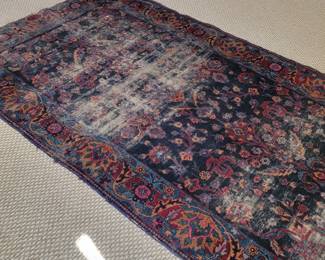 Lots of rugs available