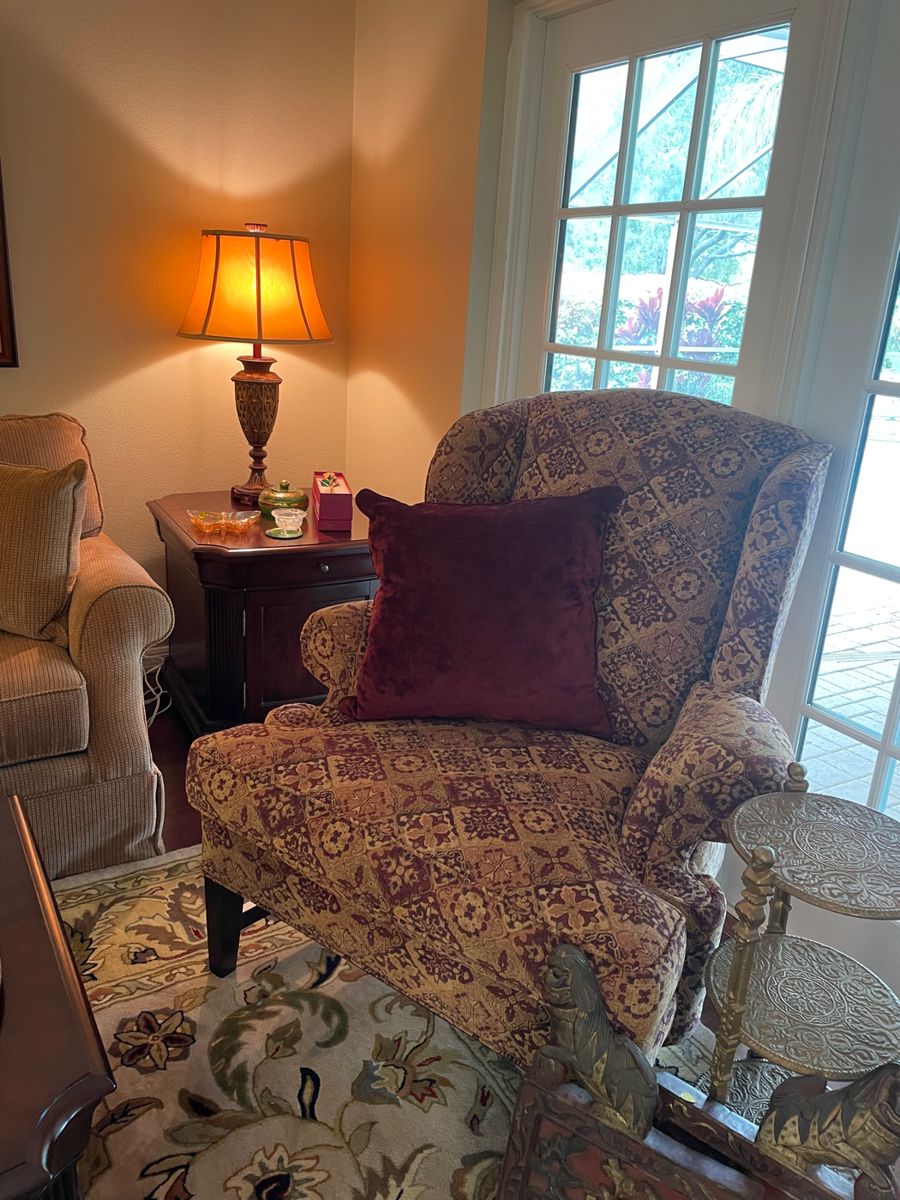 Carrollwood Village Estate Sale in Tampa, FL starts on 4/12/2024