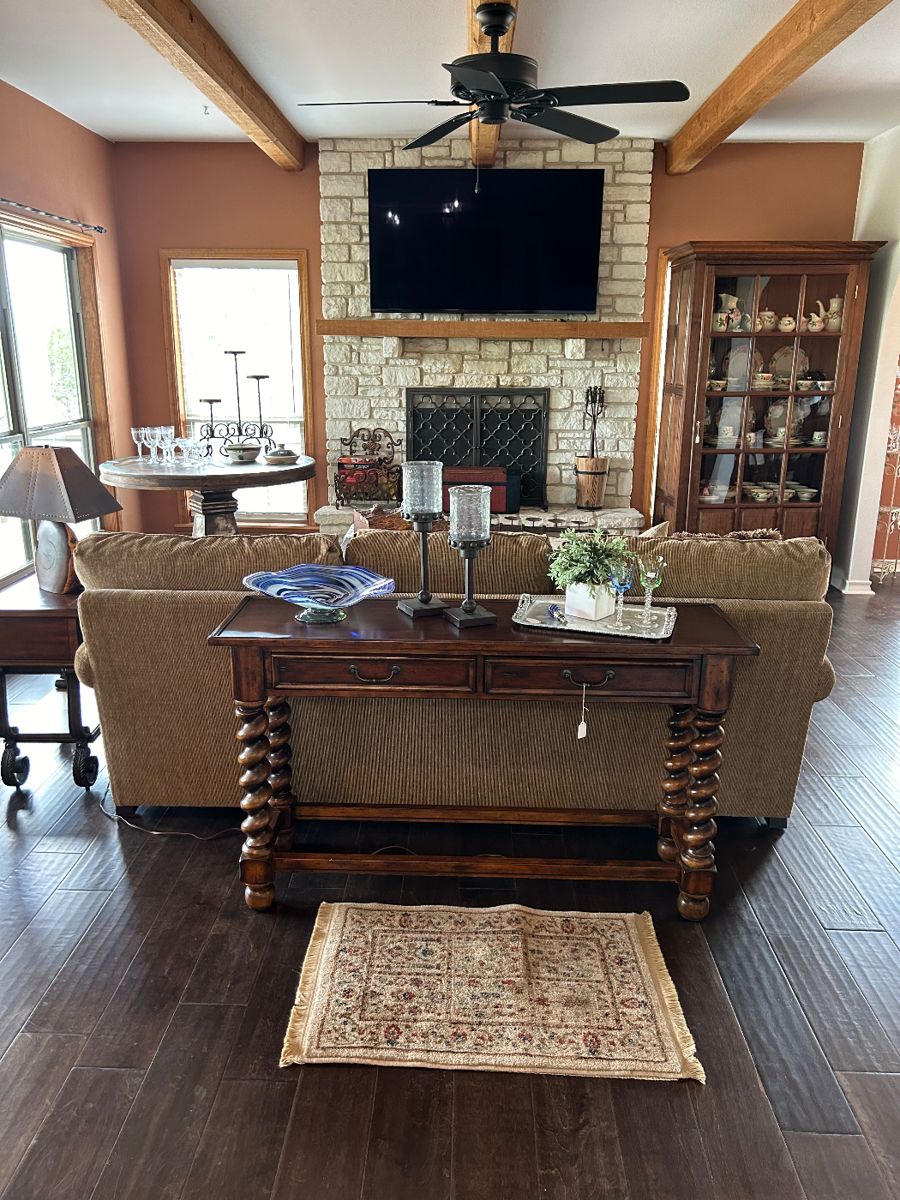 GOLDEN GIRLS ESTATE SALE in Kerrville, TX starts on 4/12/2024