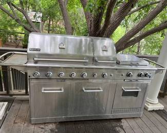 Awesome Jenn-Air Gas Grill
