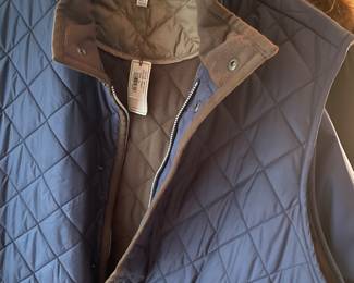 Men’s new Peter Millar quilted vest - size large 