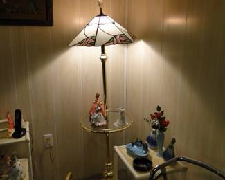 Another great stained glass floor lamp