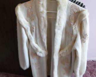 Look out!!  Make that vintage style statement