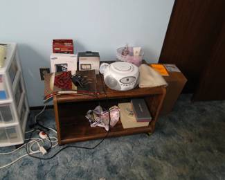 Another great picture of some random items