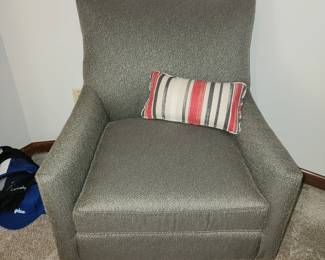 Qty 4 gray accent chairs