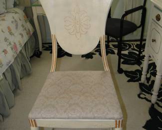 Matching chair for the last piece of furniture