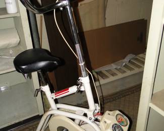 Exercise bike.  No that does not at all look dangerous