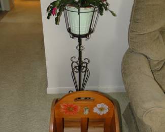Floral plant stand and nice hand crafted magazine rack
