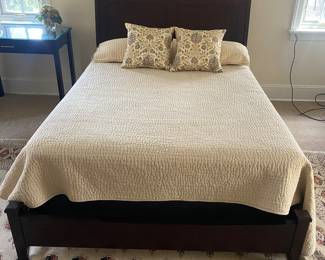 Full/double sleigh bed