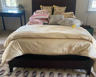 Full/double sleigh bed  & custom made silk comforter