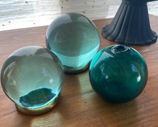 Solid glass balls