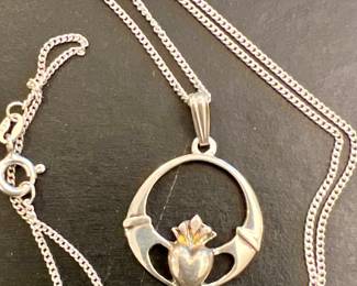 Sterling Silver Claddagh Necklace