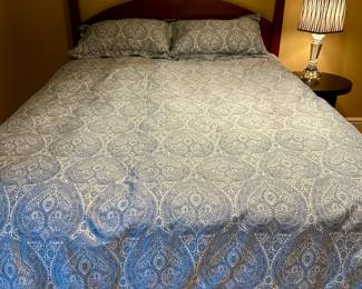 Restoration Hardware Queen Down Comforter, Duvet Cover & 2 Shams