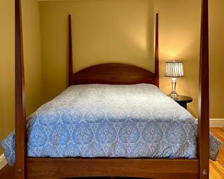 Ethan Allen Queen Four Poster Bed