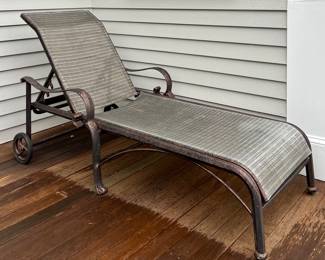 Cast Aluminum Adjustable Lounge Chair