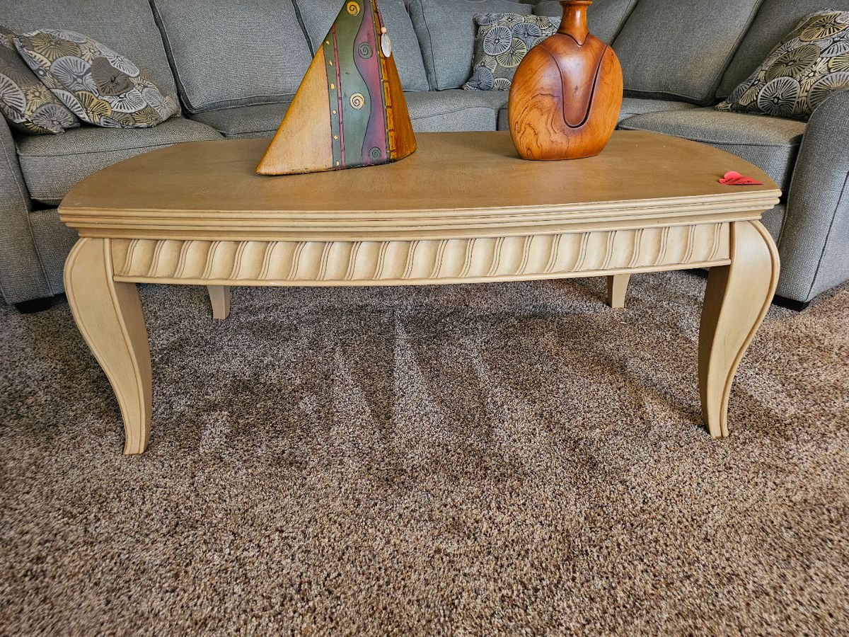 Cait's Shorewood Estate Sale 50 OFF SATURDAY! starts on 4/12/2024